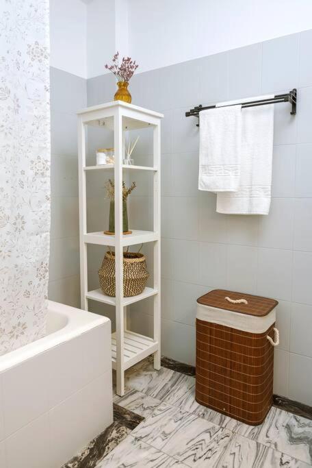 Ultra-Central University Square Apartament Apartament ブカレスト エクステリア 写真