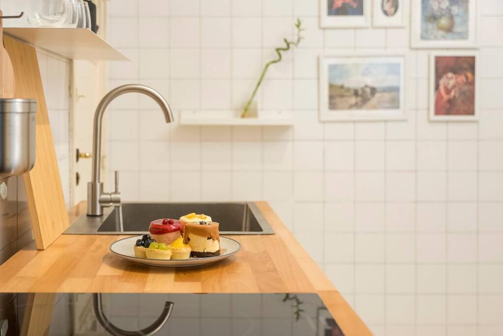 Ultra-Central University Square Apartament Apartament ブカレスト エクステリア 写真